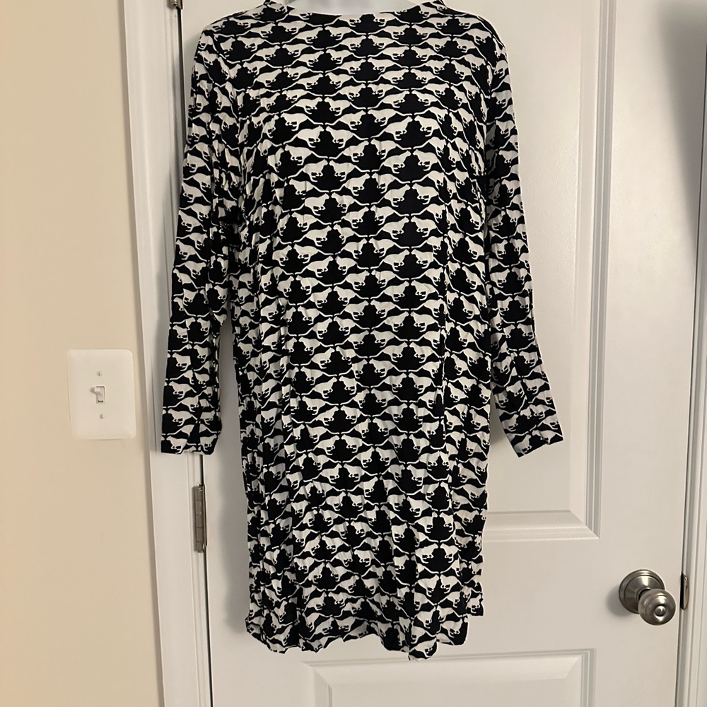 Black and White Patterned Women's Dress